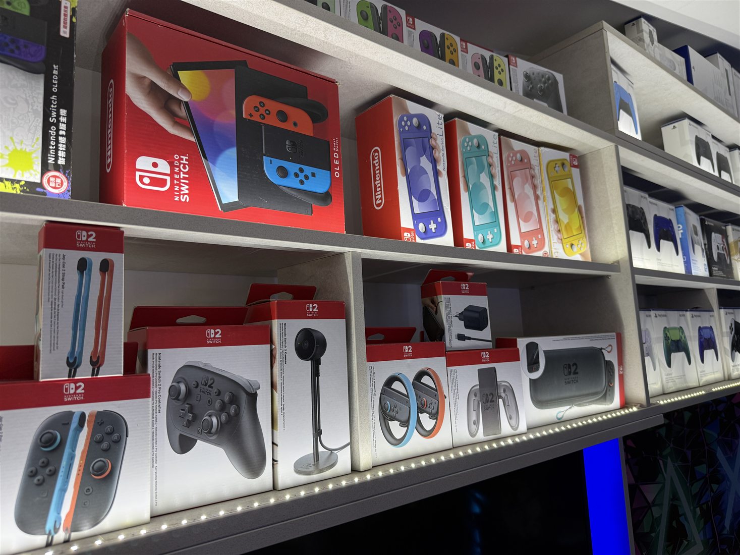 Nintendo konzole i oprema u NGames salonu