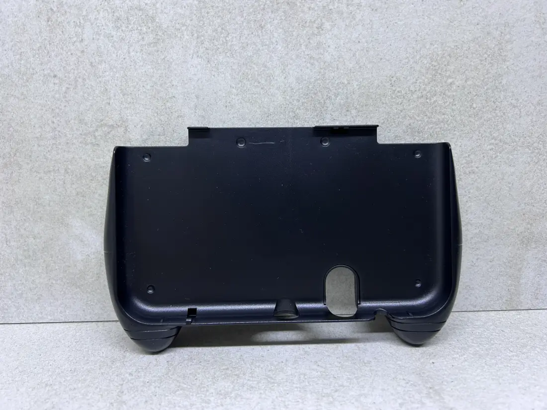 Nintendo NEW 3DS XL > Case BLACK / Oklop