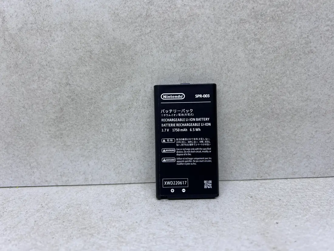Nintendo 3DS XL > Baterija / 1750mAh 3.7V