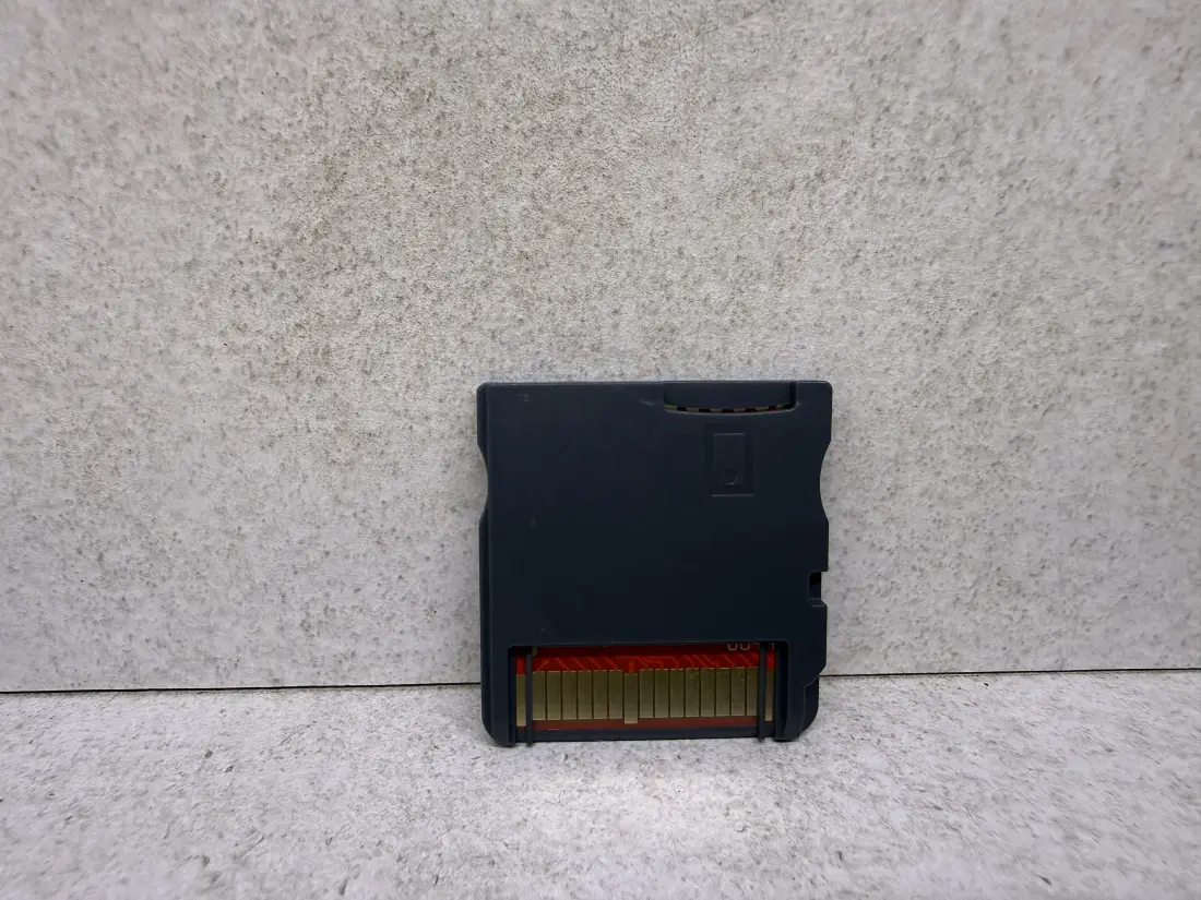 Nintendo DS > R4 SDHC + Citac kartica / Za modovanje