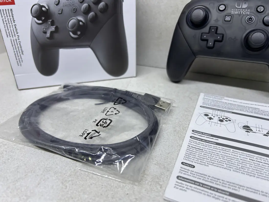 Nintendo SWITCH > Džojstik / Pro Controler Gamepad / +Kutija