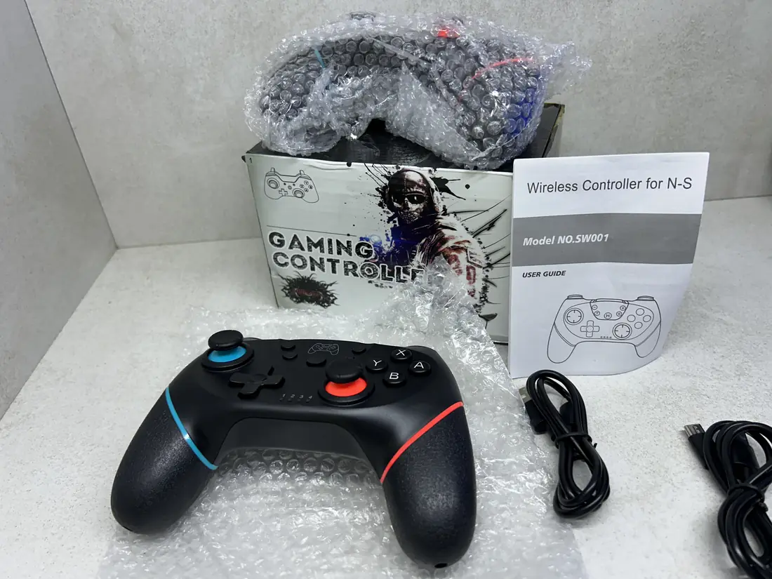 Nintendo Switch > 2x Džojstika / Wireless Controller