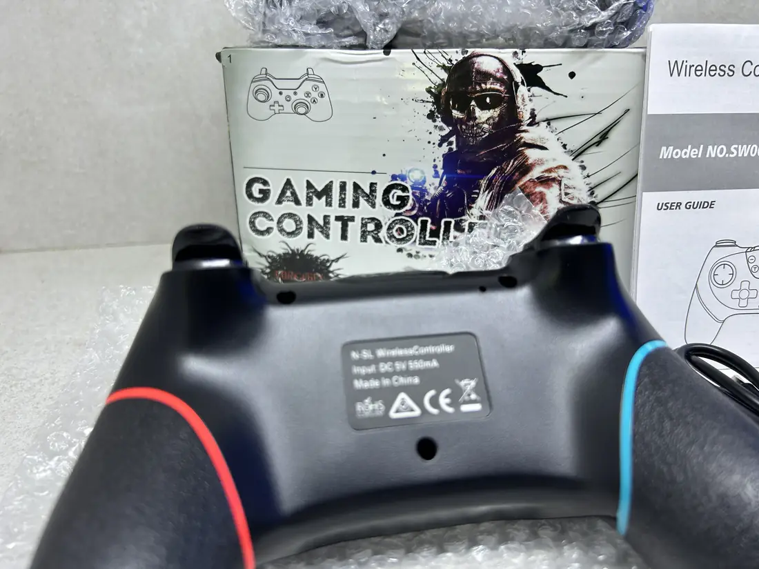Nintendo Switch > 2x Džojstika / Wireless Controller