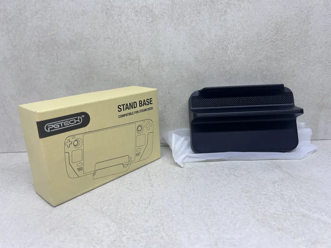 Nintendo Switch > Stand / Holder