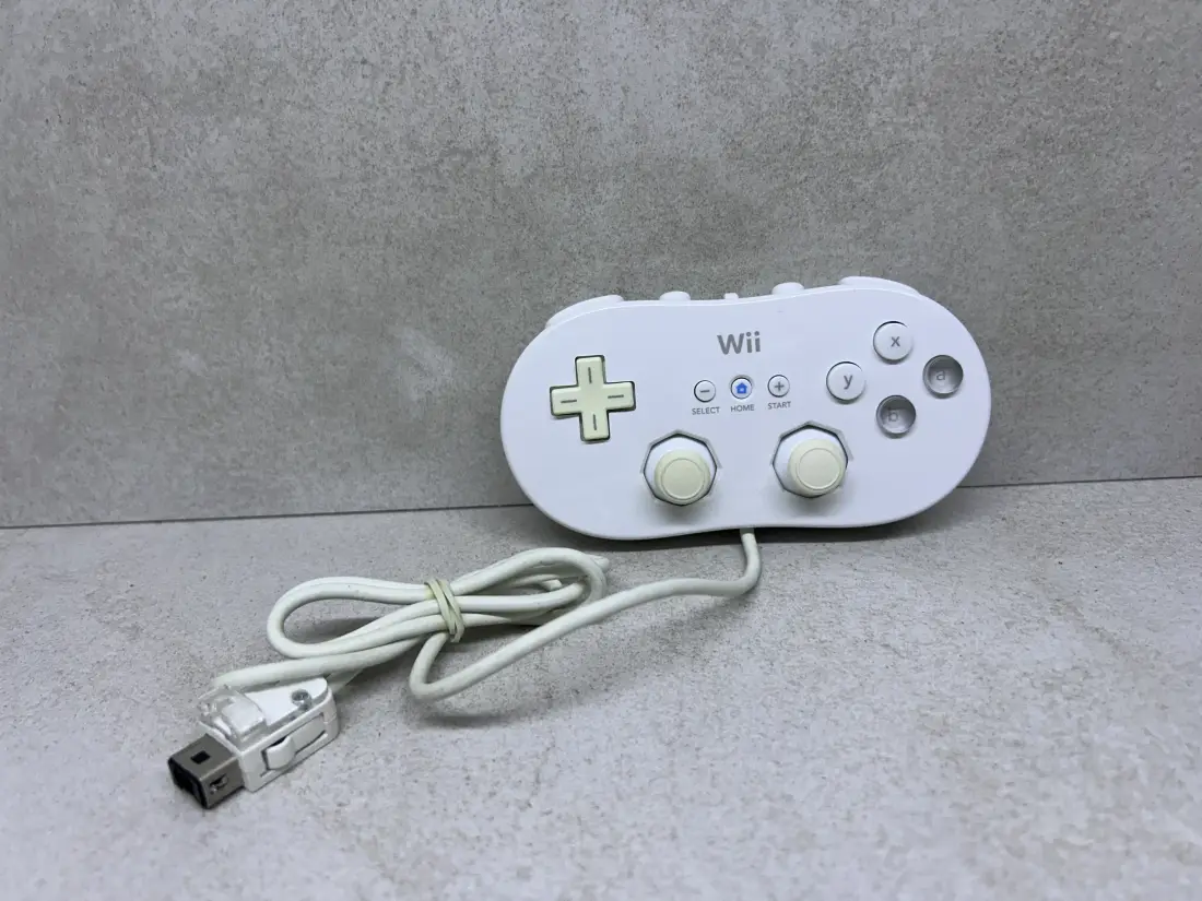Nintendo Wii > Džojstik / Classic Controller / ORIGINAL