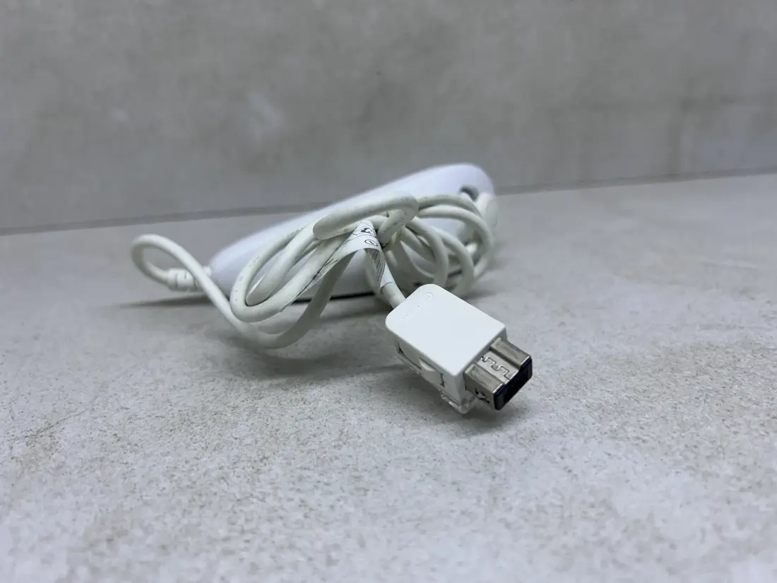 Nintendo Wii > Nuncake / Nunchuk Controller / WHITE / ORG