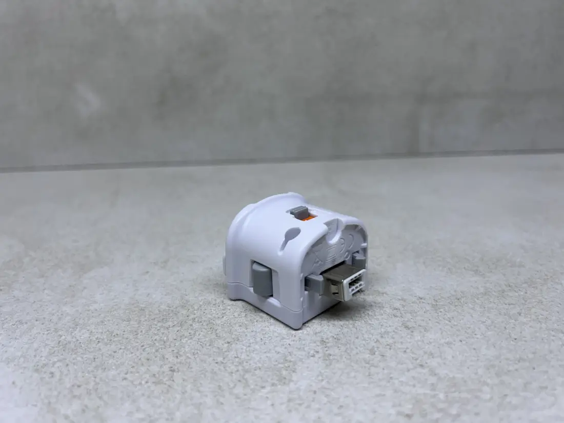 Nintendo Wii > Senzor Adapter / Motion Plus Sensor