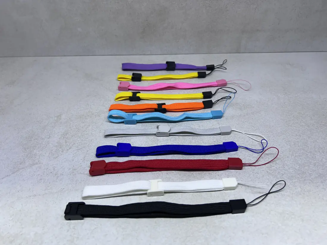 Nintendo Wii Wii U DS i 3DS .. > Strap Kanap / 11 boje