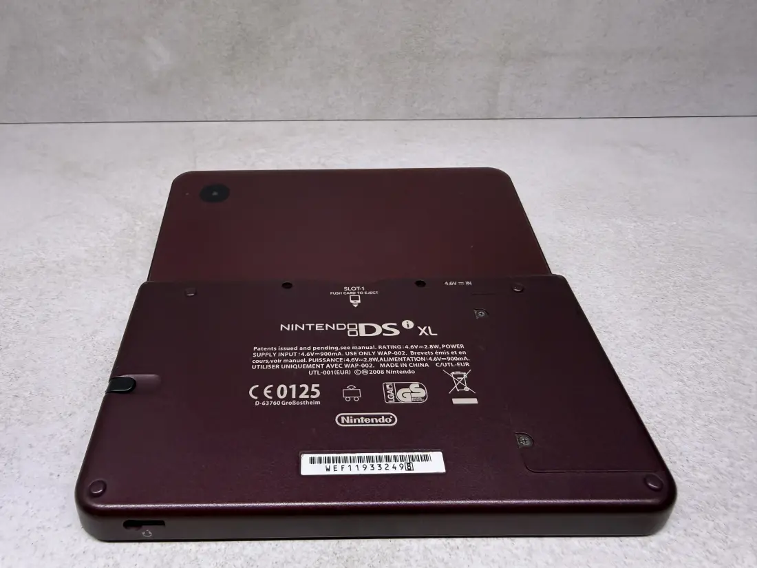 Nintnedo DSi XL > 64gb / 723 igre / RED
