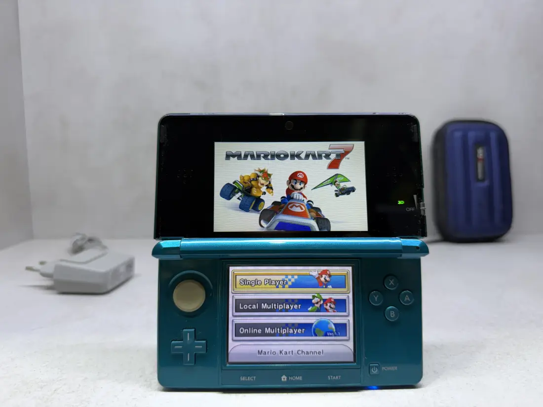 Nintendo 3DS > 128gb / 1361 igra / + Emulatori