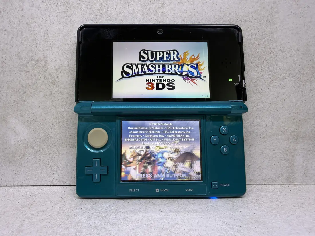 Nintendo 3DS > 128gb / 1361 igra / + Emulatori