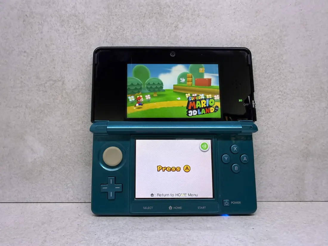 Nintendo 3DS > 128gb / 1361 igra / + Emulatori