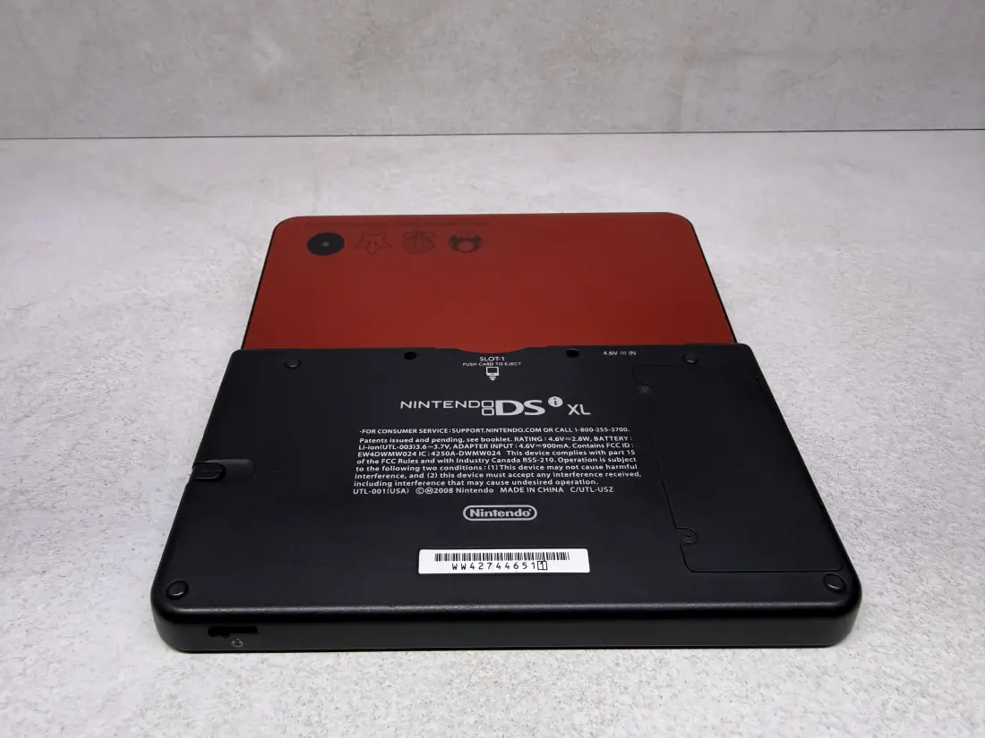 Nintendo DSi XL > 64gb / 723 igre / MARIO