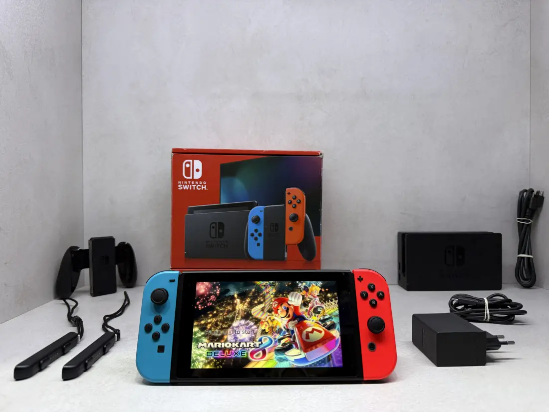 Nintendo Switch > 544gb / 60-100 igara / V2 verzija