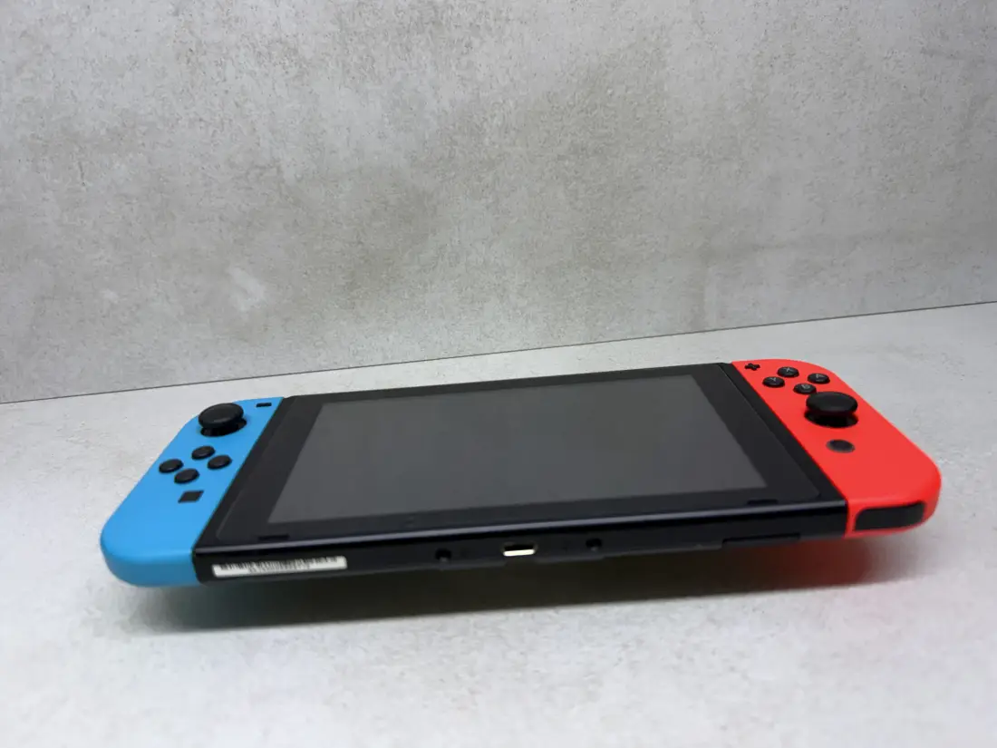 Nintendo Switch > 288gb / 40-50 igara