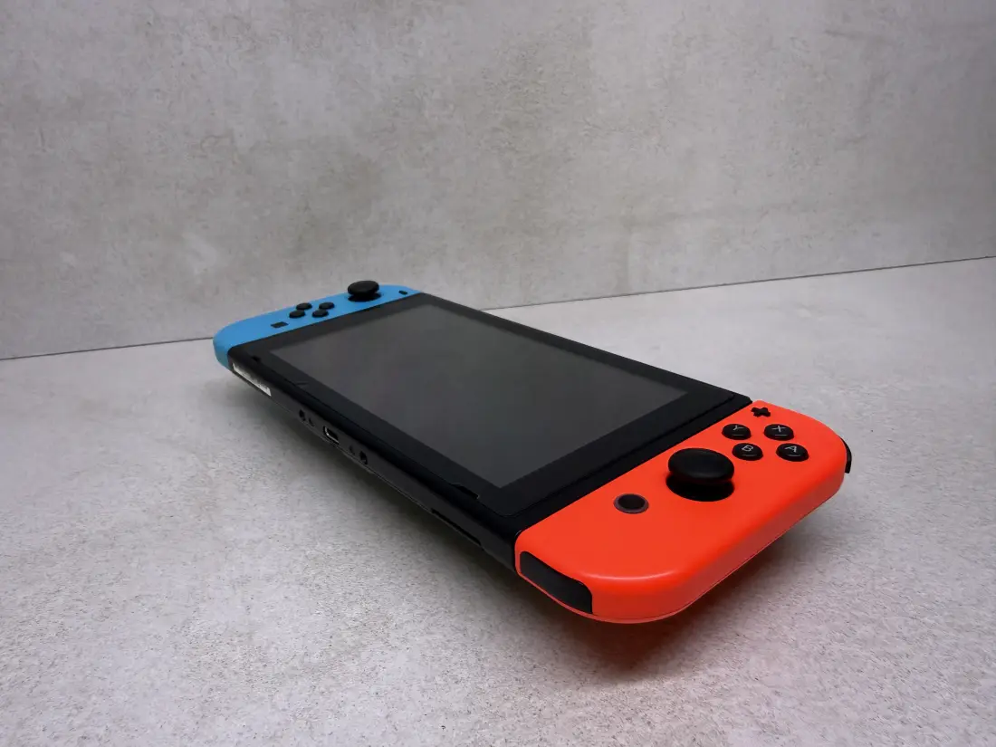 Nintendo Switch > 288gb / 40-50 igara