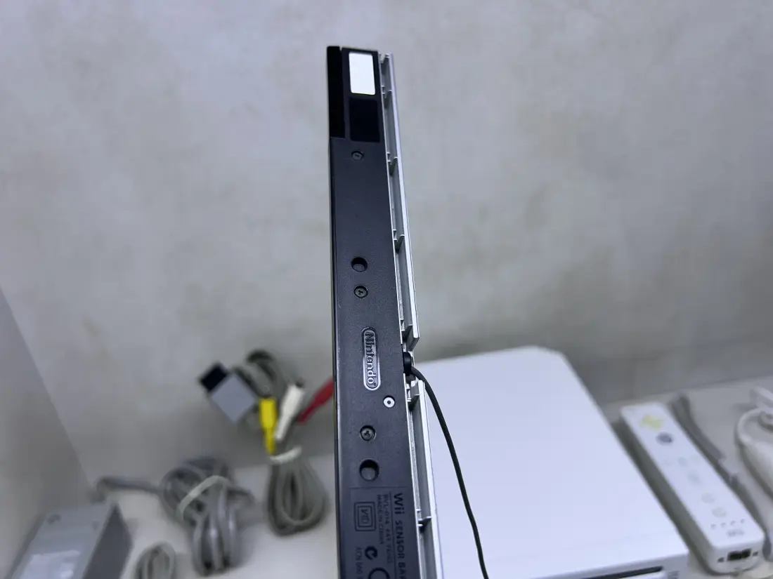 Nintendo Wii > 64gb / 368 igara / + Emulatori / WHITE
