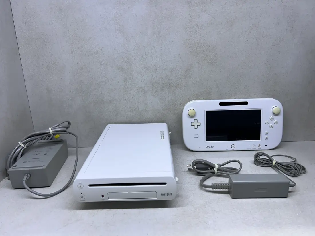 Nintendo Wii U > 32gb / 5-10 igara