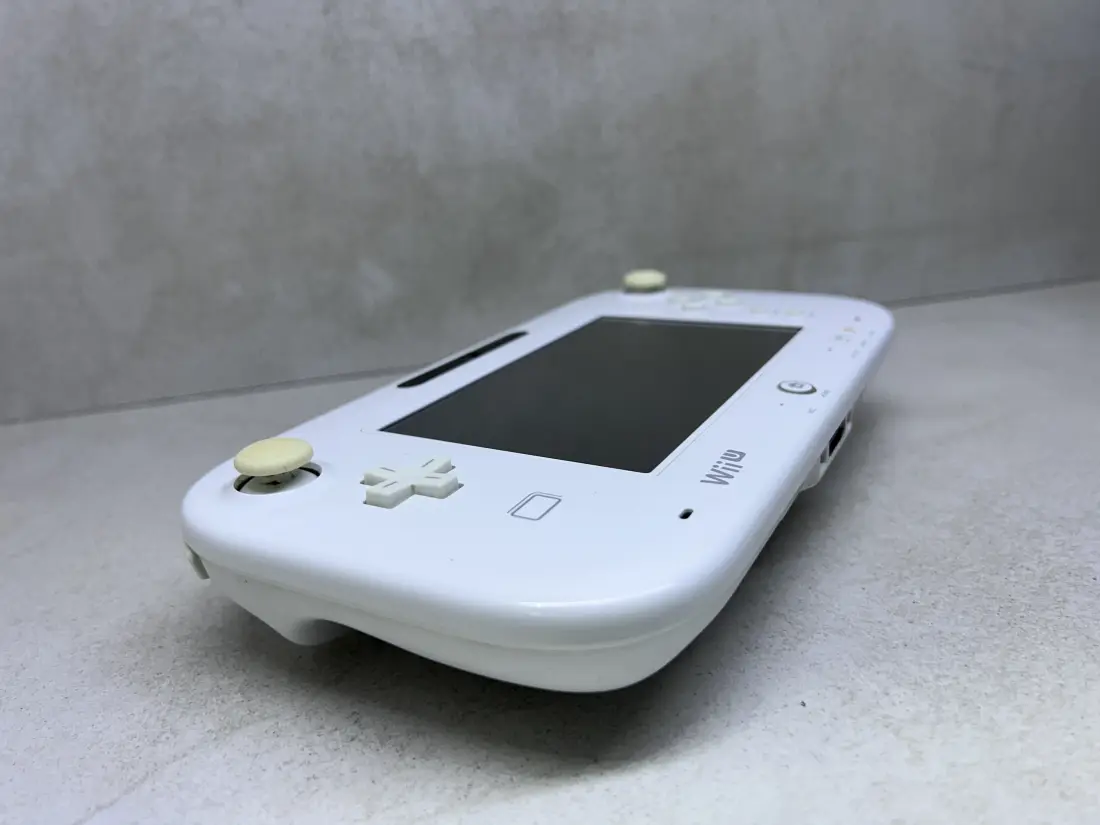 Nintendo Wii U > 32gb / 5-10 igara