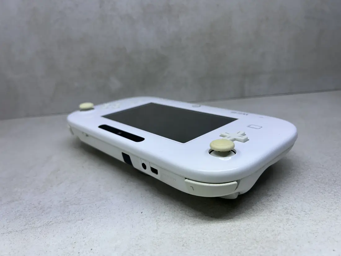 Nintendo Wii U > 32gb / 5-10 igara