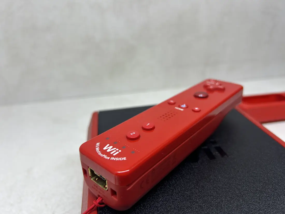 Nintendo Wii Mini > MINT