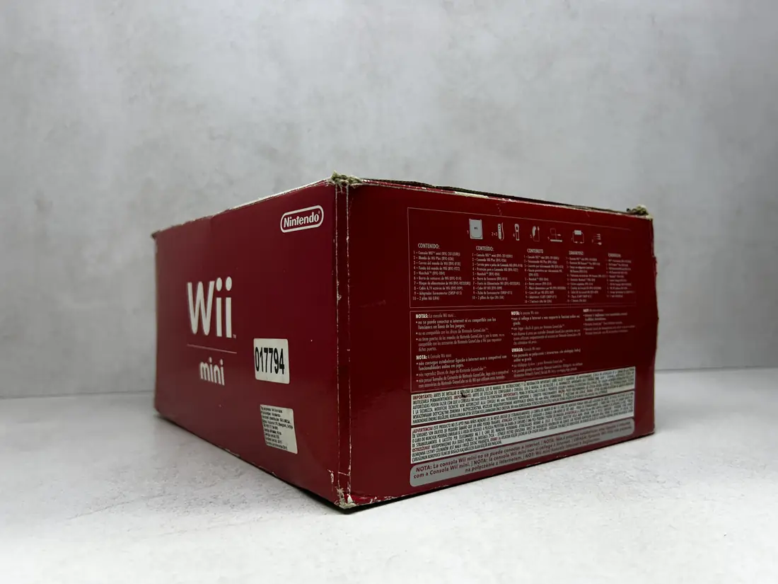 Nintendo Wii Mini > + Wii Sports / + Kutija