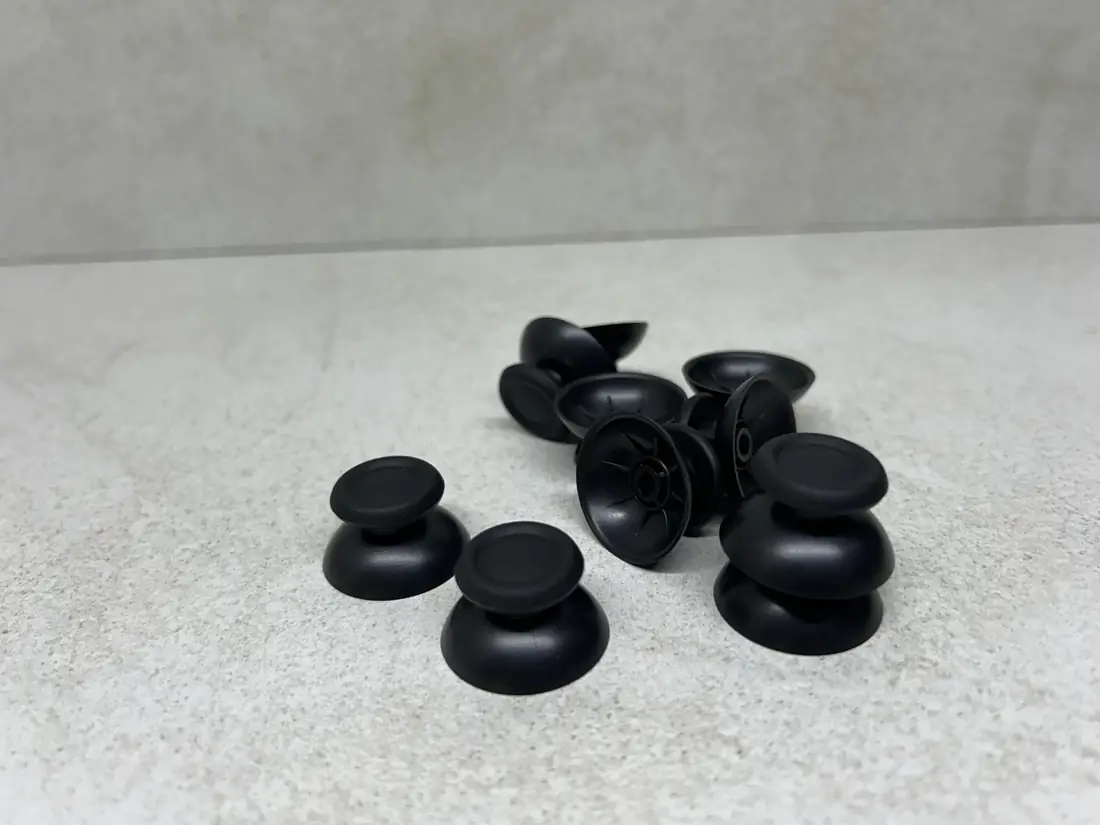 PS4 > Analog / Pecurka / Game Controller Stick Caps