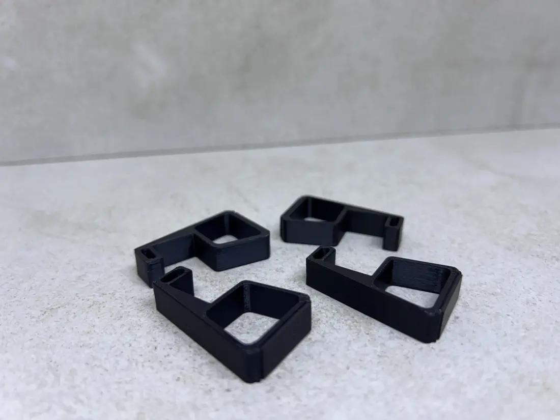 PS4 PRO > Nosac ( 4 nogare ) / Cooling Horizontal