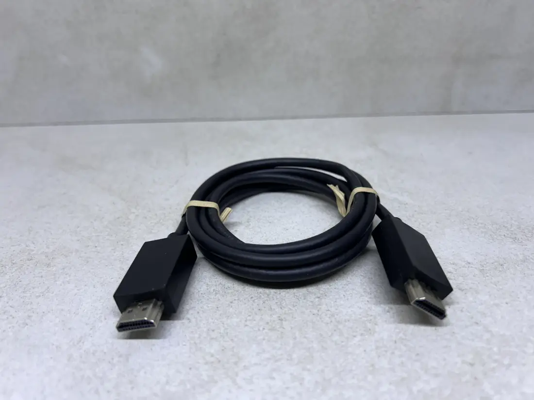 PS5 > HDMi 2.1 kabl / 120 FPS / ORIGINAL