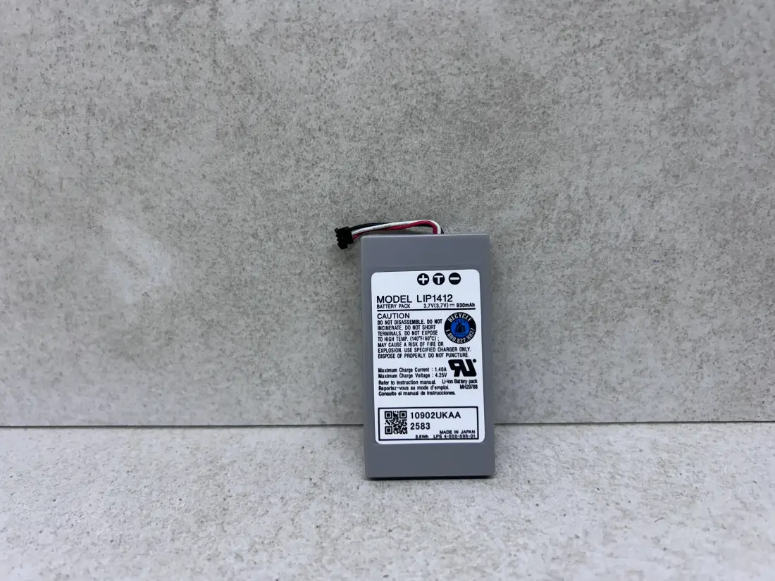 PSP GO > Baterija / 930mAh 3.7V Lithium