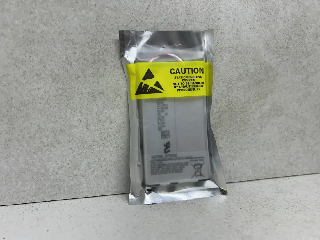 PS Vita 1000 > Baterija / 2210mAh 3.7V Li ion