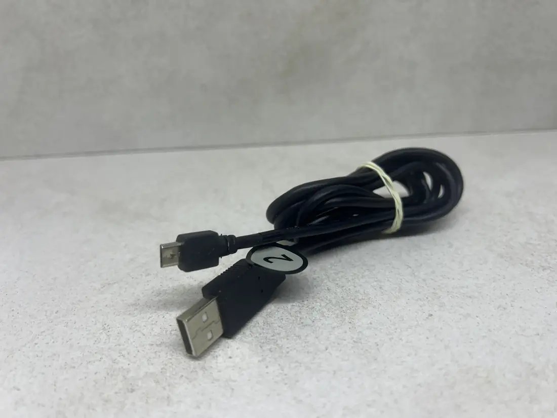 PS4 VR > USB kabl za povezivanje VR Headset-a / ORIGINAL