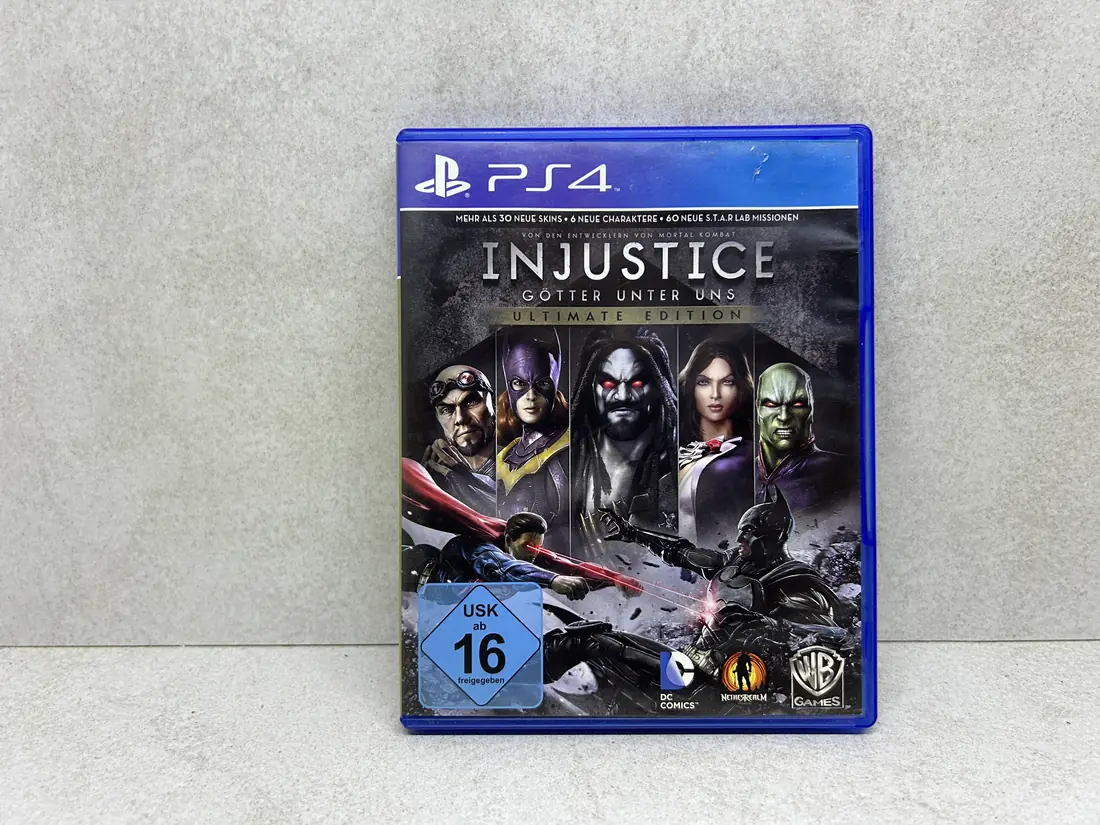 Injustice Gods Among Us ULTIMATE Edition - PS4 igra
