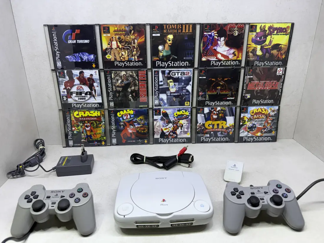 PS1 Slim > 18 CD / 70 igara / PES + Crash …