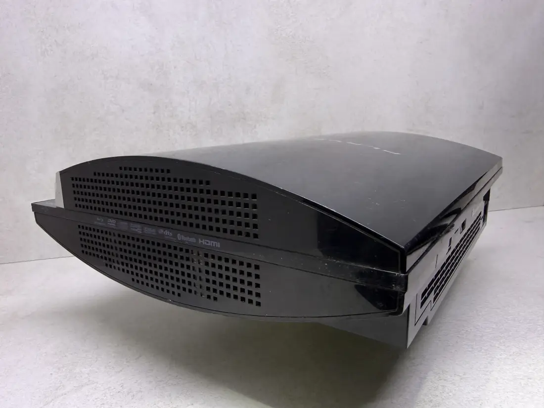 PS3 > 40gb / 10 igara / GTA V + Minecraft …