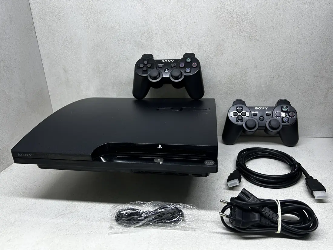 PS3 Slim > 160gb / 34 igre / GTA V + Minecraft …