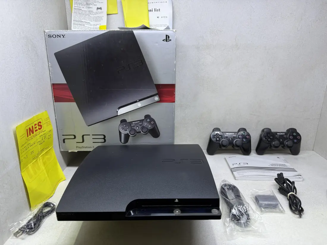 PS3 Slim > 1TB / 205 igara / GTA V + Minecraft … / + Kutija