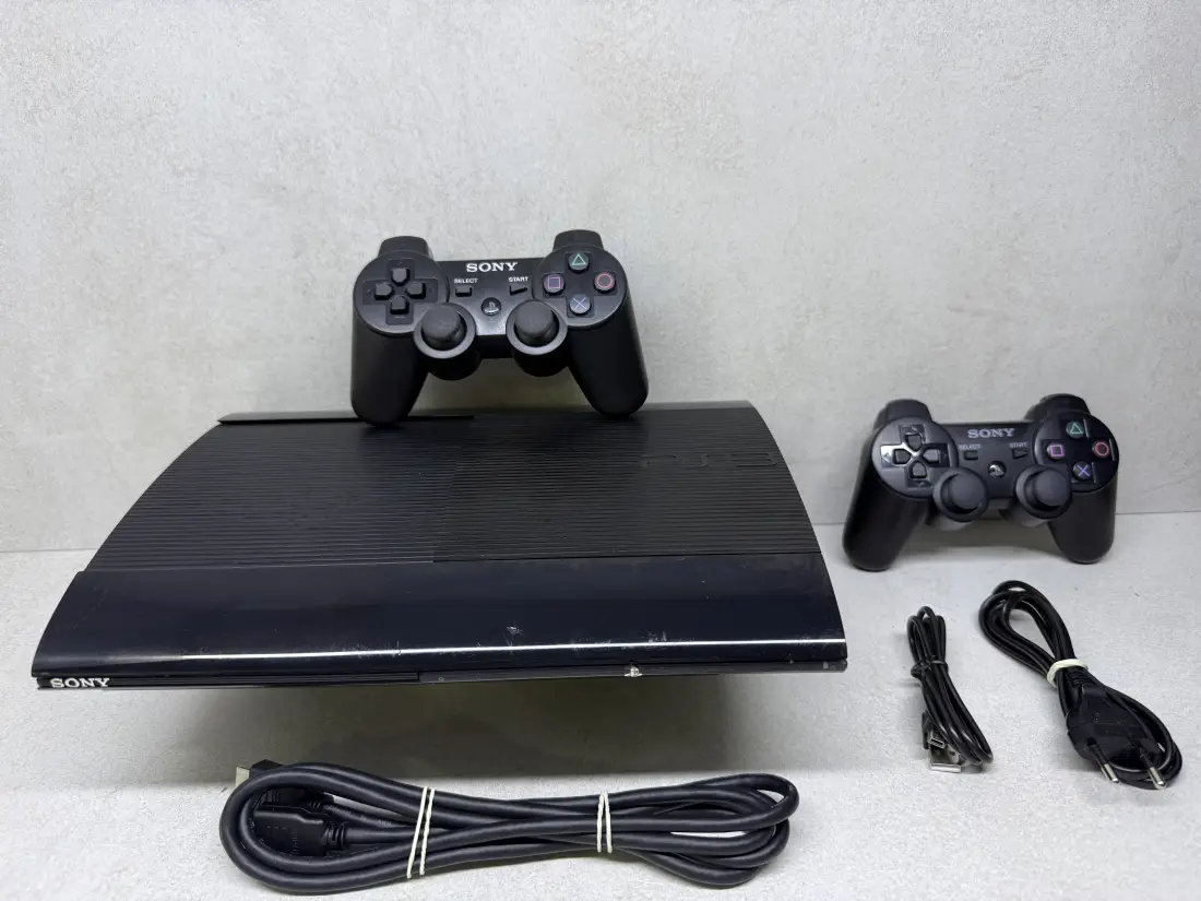 PS3 Super Slim > 500gb / 33 igre / GTA V + Minecraft … / + Online