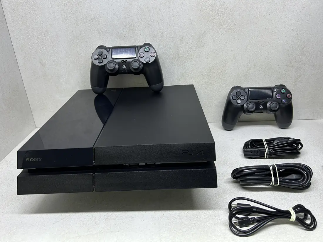 PS4 > 1TB / Fortnite + Roblox + eFootbal …