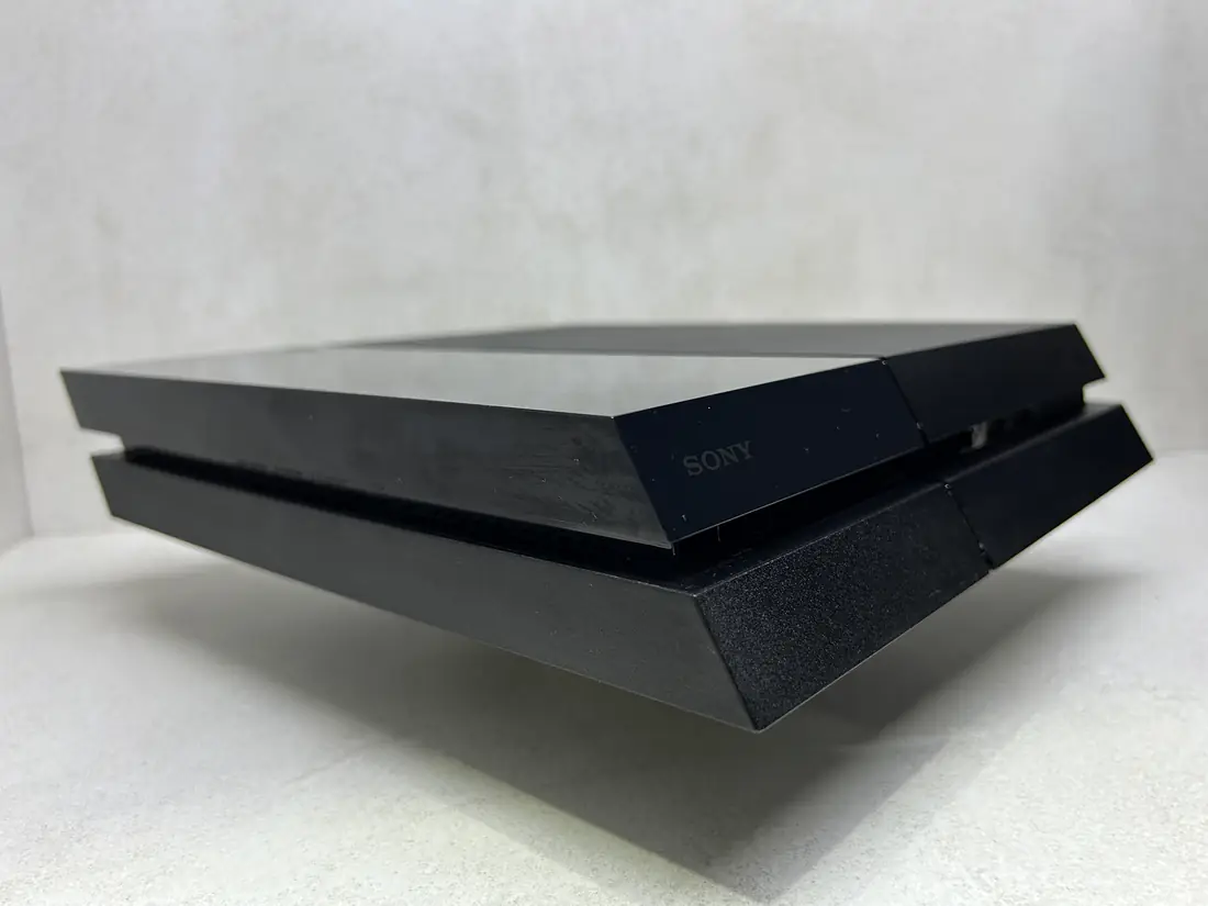 PS4 > 1TB / Fortnite + Roblox + eFootbal …