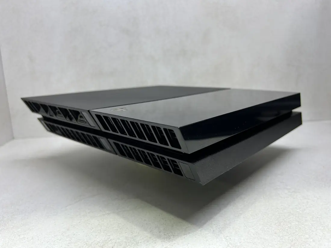 PS4 > 1TB / Fortnite + Roblox + eFootbal …