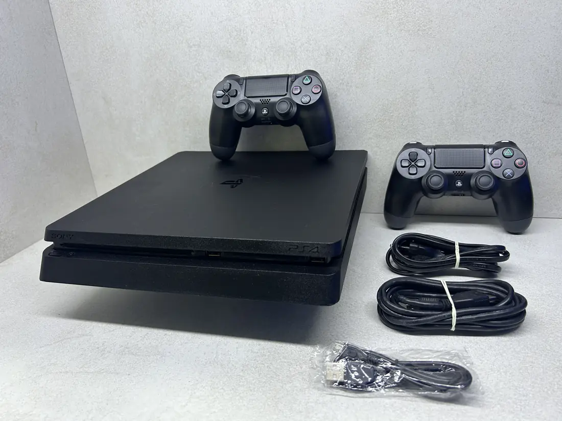 PS4 Slim > 500gb / 10-15 igara / 12.52 softver