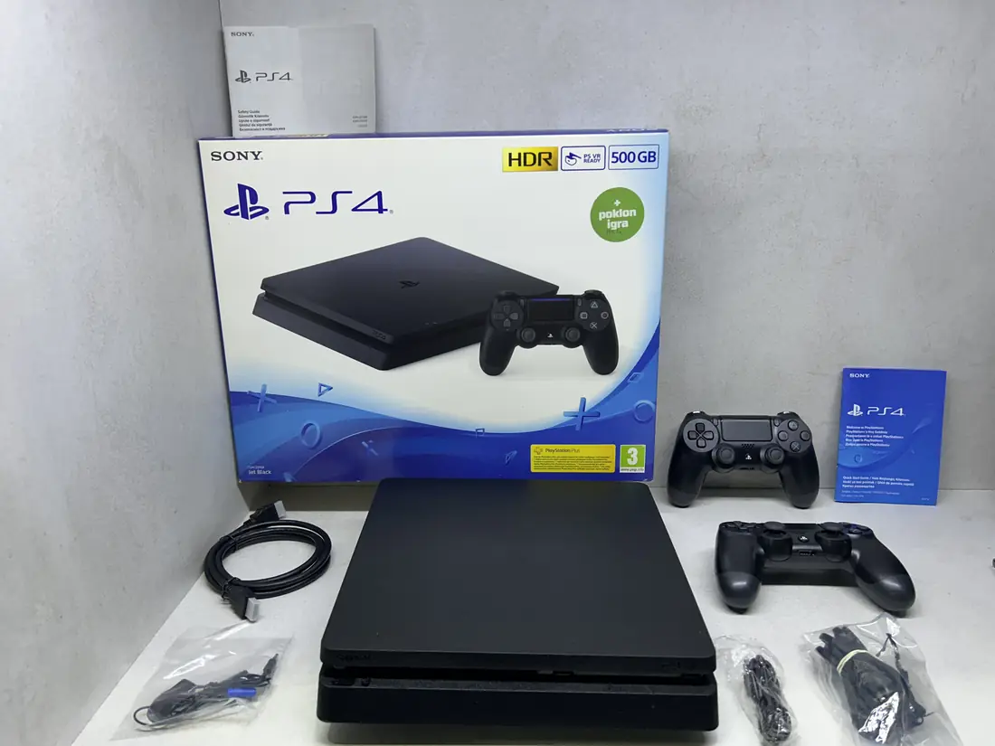 PS4 Slim > 500gb / 10-15 igara / 12.52 softver / + Kutija