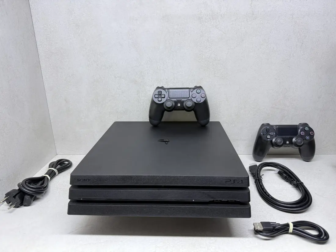 PS4 Pro > 1TB / 20-30 igara / 12.52 softver