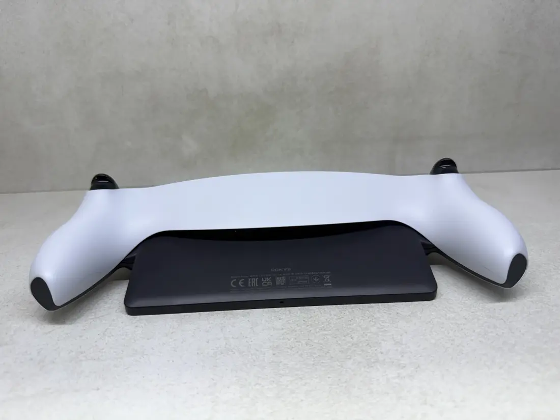 PS Portal > PlayStation 5 Remote Player / WHITE