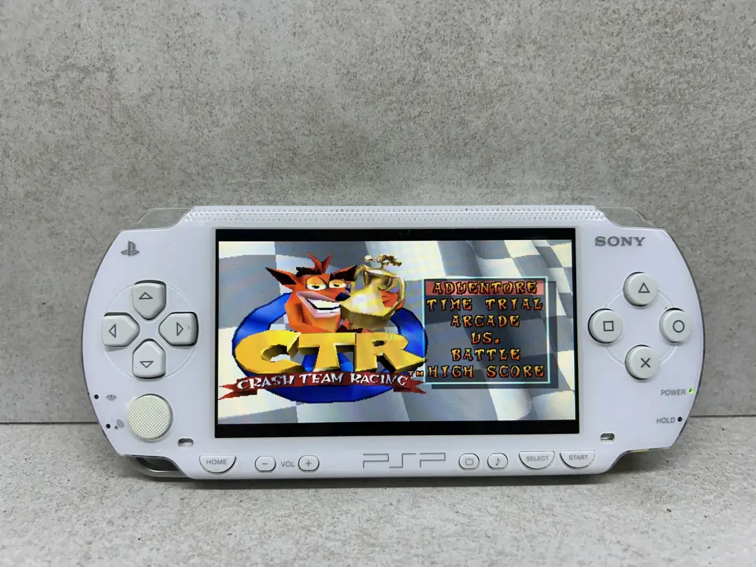 PSP 1000 > 64gb / 579 igara / + Emulatori