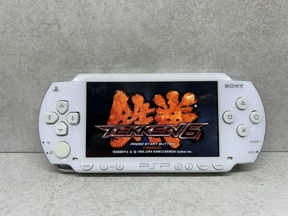 PSP 1000 > 64gb / 579 igara / + Emulatori