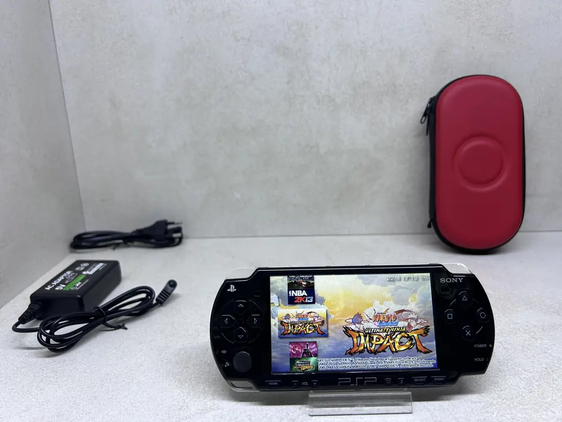 PSP 2000 Slim > 64gb / 579 igara / + Emulatori