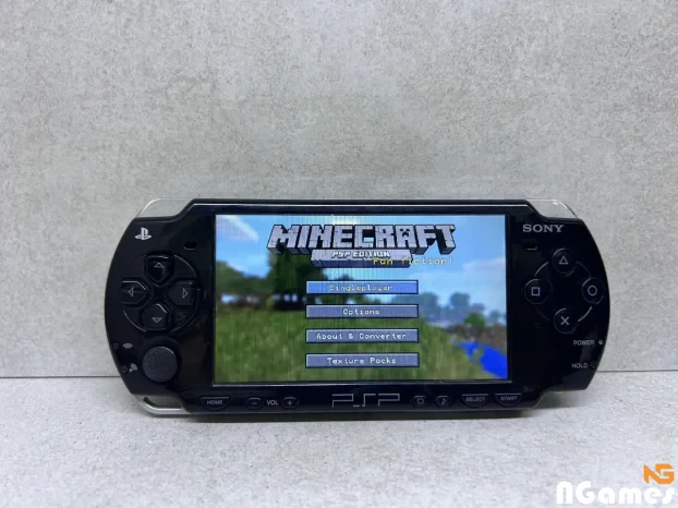 PSP 2000 Slim > 64gb / 579 igara / + Emulatori
