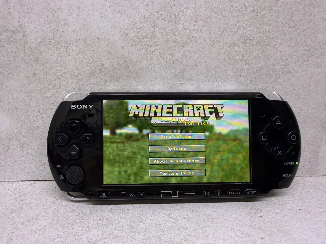 PSP 3000 Slim > 64gb / 579 igara / + Emulatori